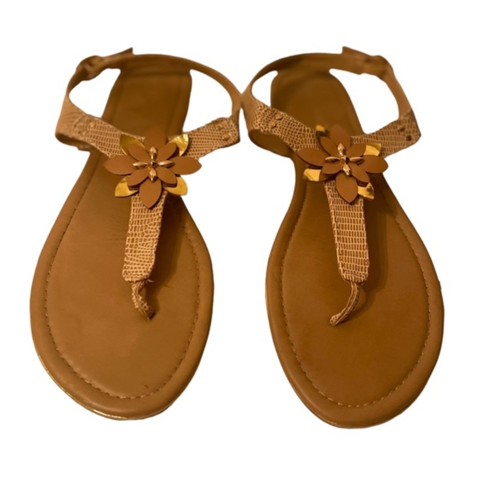 Andiamo Womens Tan T-Strap Floral Embellishment Buckle Closure Size 9.5